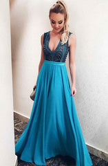 A-Line Deep V-Neck Blue Chiffon Backless Prom Dress with Appliques Q41
